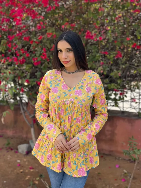 Yellow_Floral_Printed_Smocked_Long_Sleeve_Tunic_Top_For_Women