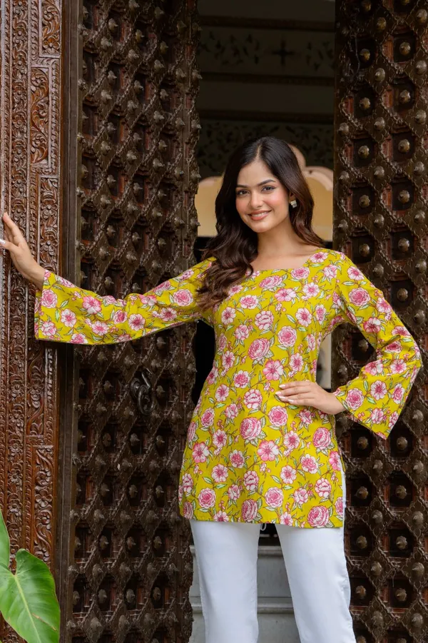 Yellow_Floral_Print_Full_Sleeve_Womens_Tunic_Top