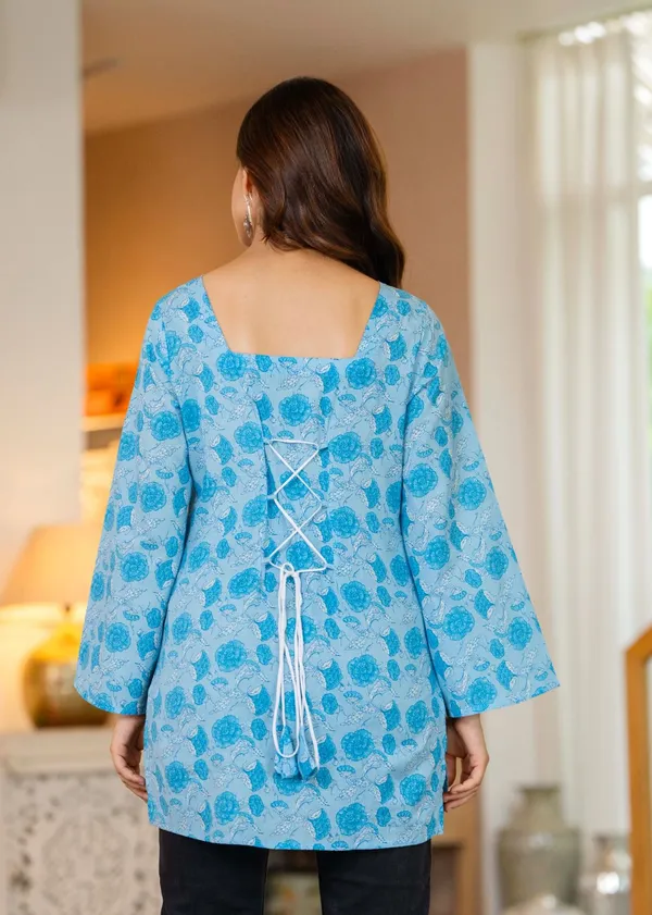 Blue_Floral_Printed_Tunic_Top_With_Back_Lace_Up_Detail