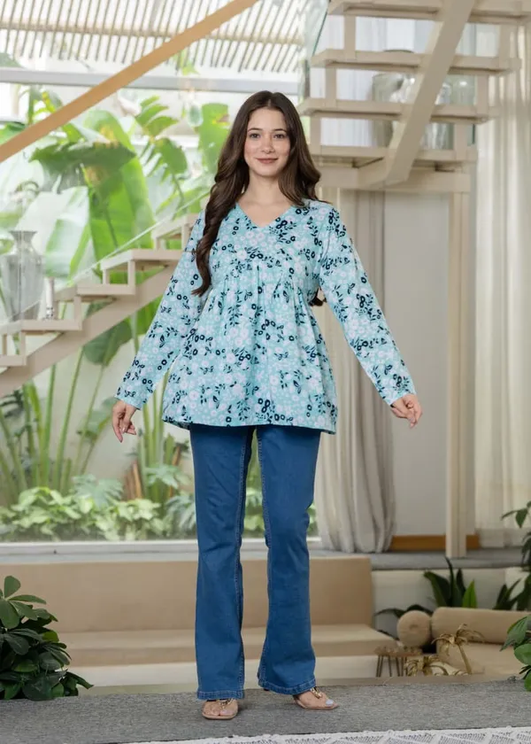 Light_Blue_Floral_Print_Long_Sleeve_Top