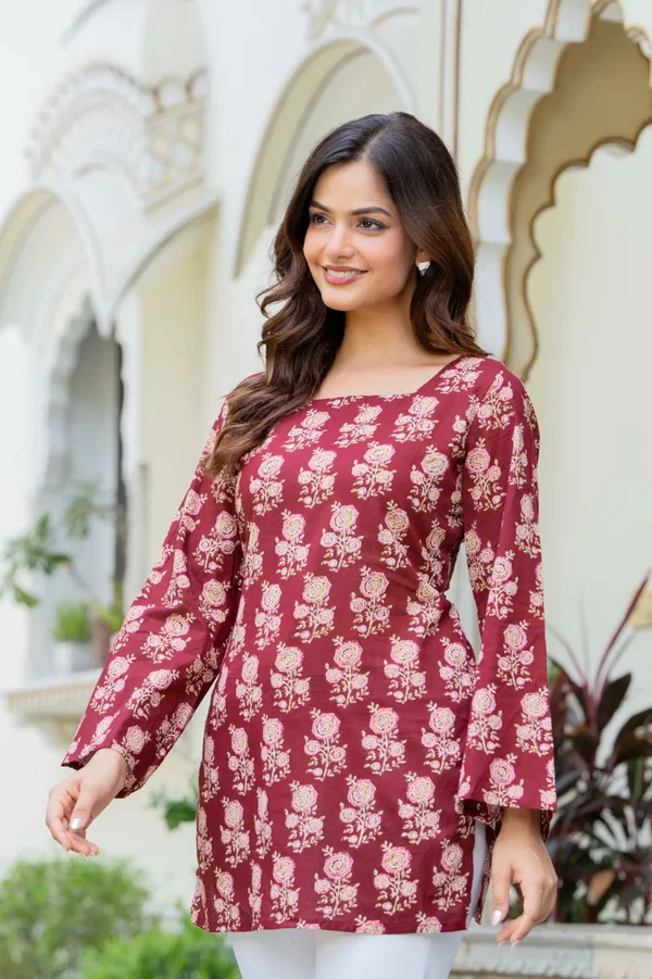 Maroon_Floral_Printed_Ethnic_Tunic_With_Lace_Up_Back_Detail