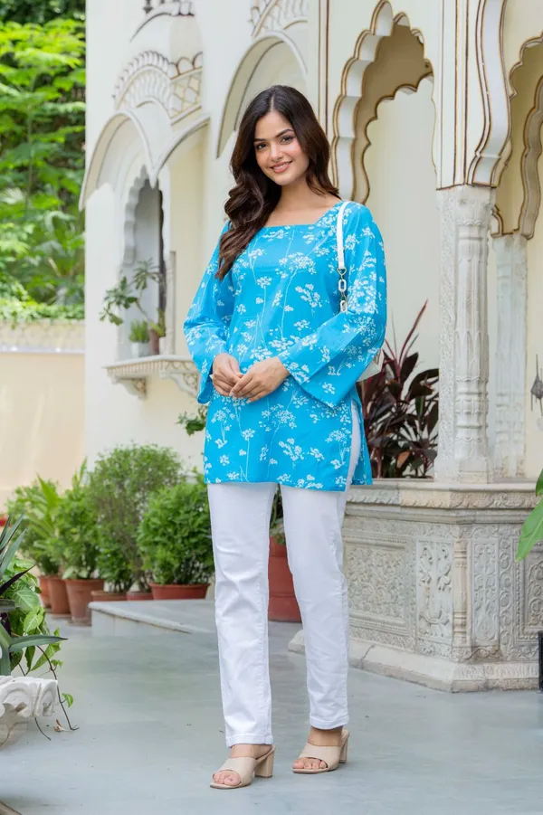 Turquoise_Blue_Floral_Print_Lace_Up_Back_Tunic_Top_For_Women
