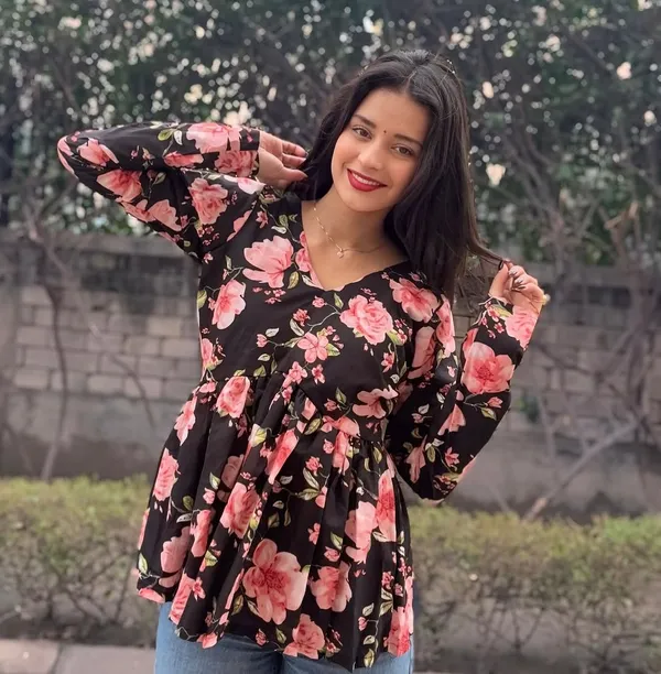 Womens_Black_Floral_Print_Peplum_Top_With_Long_Sleeves