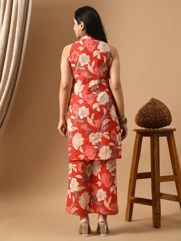 Red_Floral_Printed_Sleeveless_Kurta_And_Palazzo_Pants_Co_Ord_Set