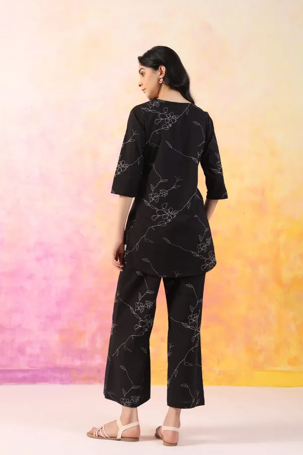 Black_Embroidered_Floral_Kurta_Palazzo_Set