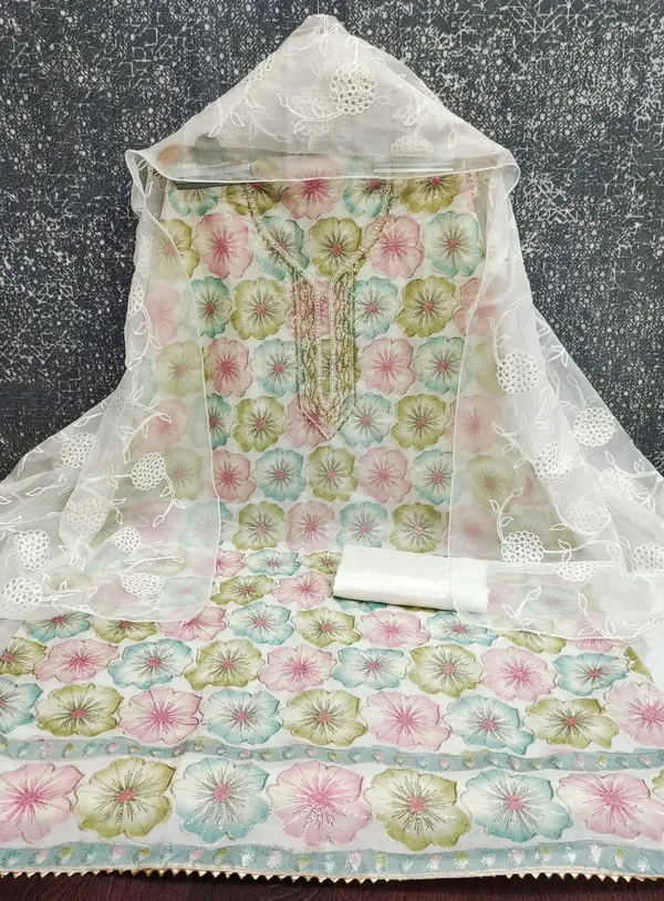 Cotton_Ethnic_Printed_White_Suit_Material