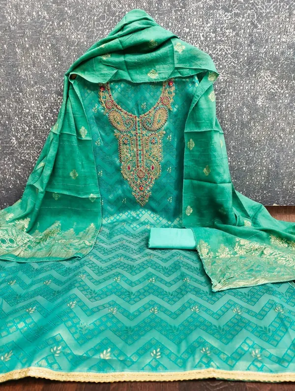 Green_Cotton_Blend_Solid_Unstitched_Suit_Material_For_Women
