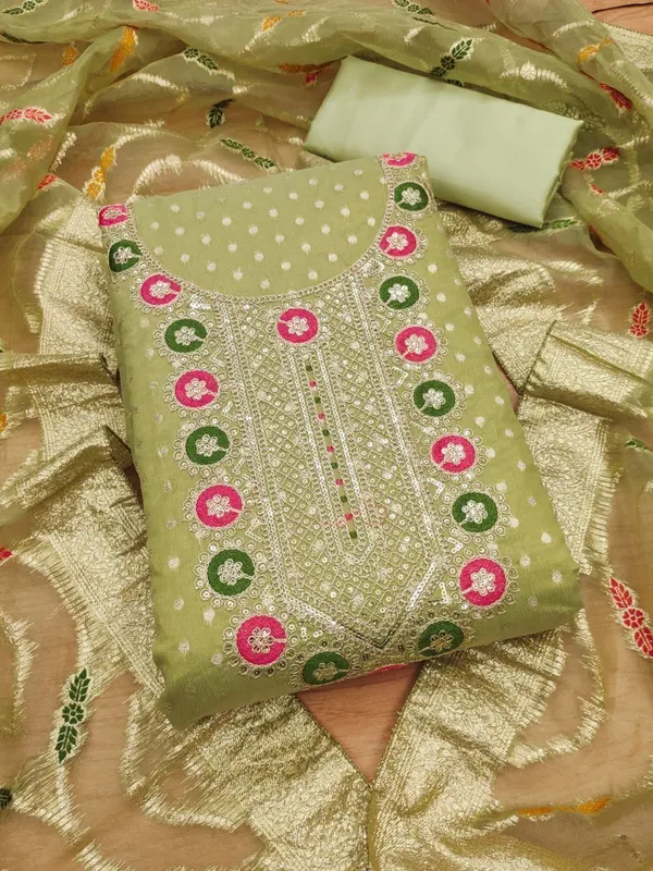 Green_Cotton_Blend_Solid_Unstitched_Suit_Material_For_Women