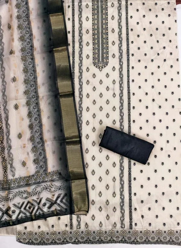 Black_White_Cotton_Blend_Printed_Salwar_Suit_Material_For_Women