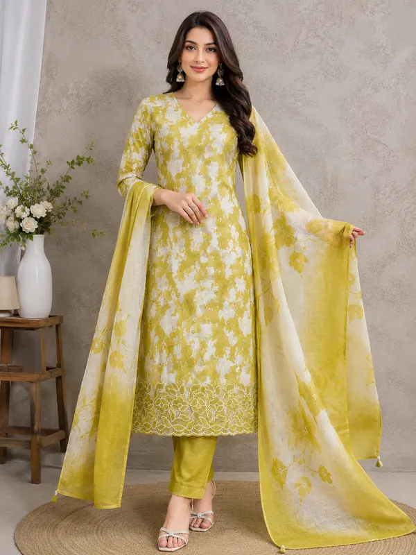Yellow_Silk_Floral_Print_Unstitched_Suit_Material_For_Women