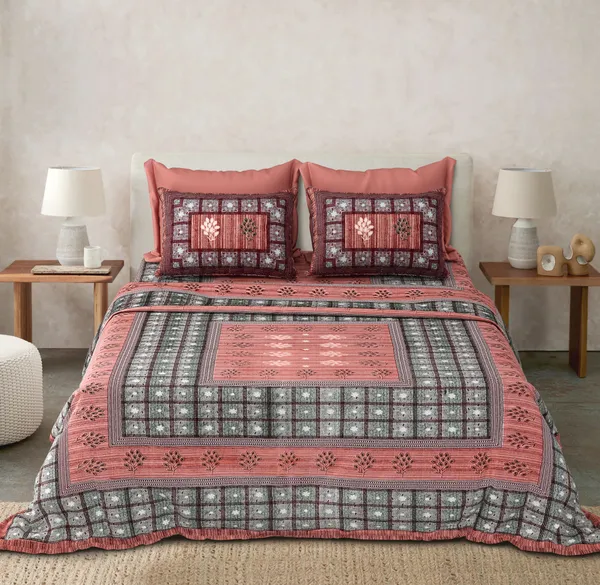 Red_Cotton__Bedsheet_For_Home_And_Decor_100_X_108_Inch