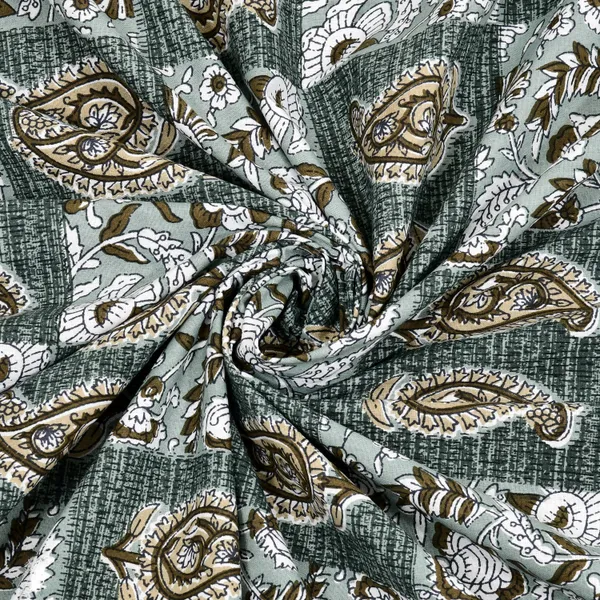 Green_Cotton__Bedsheet_For_Home_And_Decor_100_X_108_Inch