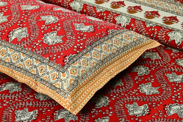 Red_And_Yellow_Cotton__Bedsheet_For_Home_And_Decor_100_X_108_Inch