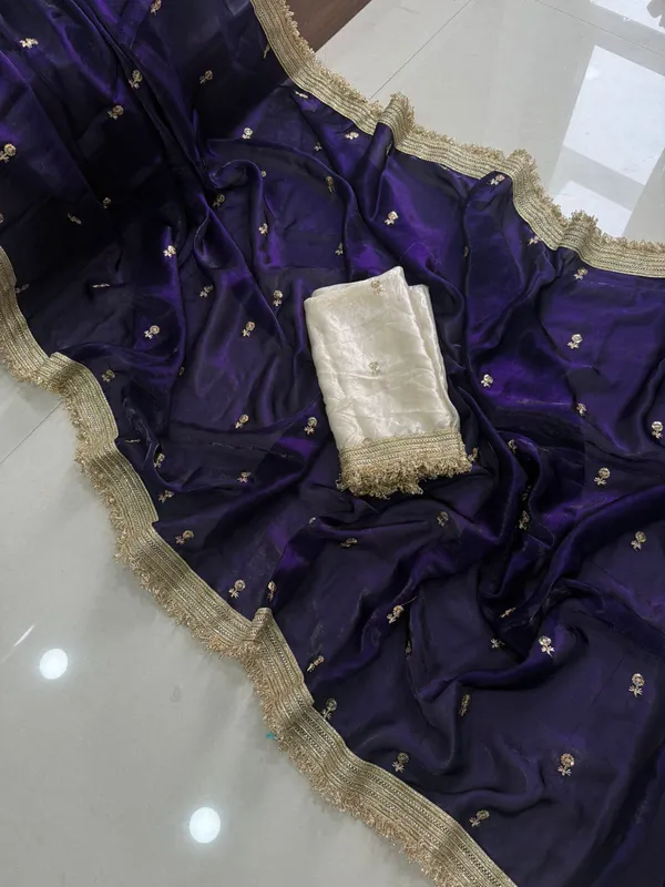 Purple_Embroidered_Saree_With_Golden_Border_And_White_Blouse_Piece