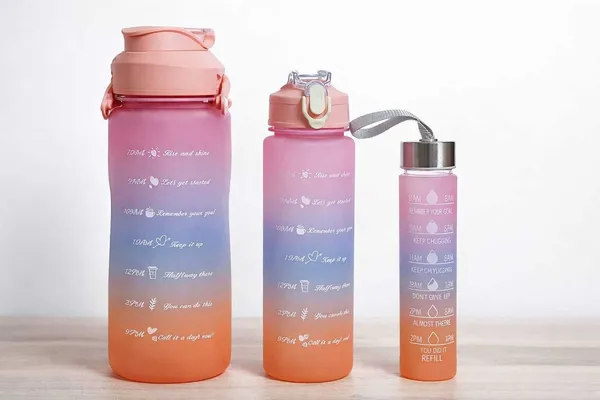 Multicolor_Motivational_Water_Bottle_2000_Ml_Plastic_Sipper_(Pack_Of_3)