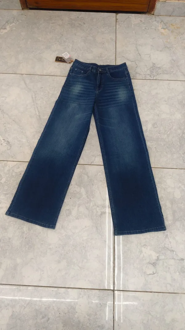 Womens_Wide_Leg_Denim_Jeans_Medium_Blue_Wash