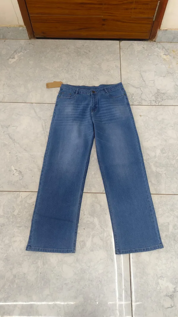 Womens_Light_Blue_Denim_Jeans