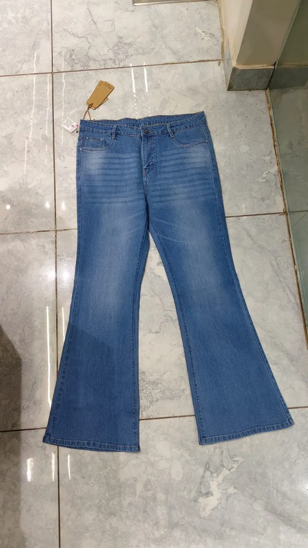Womens_Light_Blue_Flared_Denim_Jeans