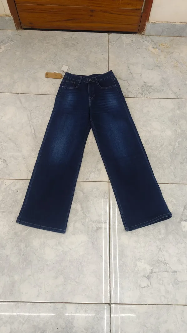 Dark_Blue_Wide_Leg_Denim_Jeans_For_Women