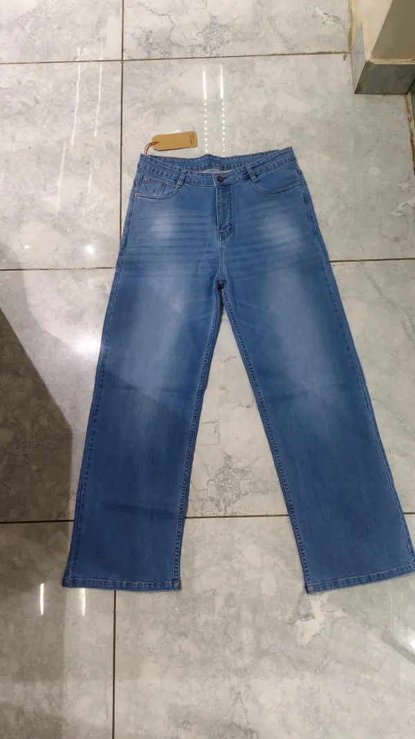 Womens_Light_Blue_Denim_Jeans