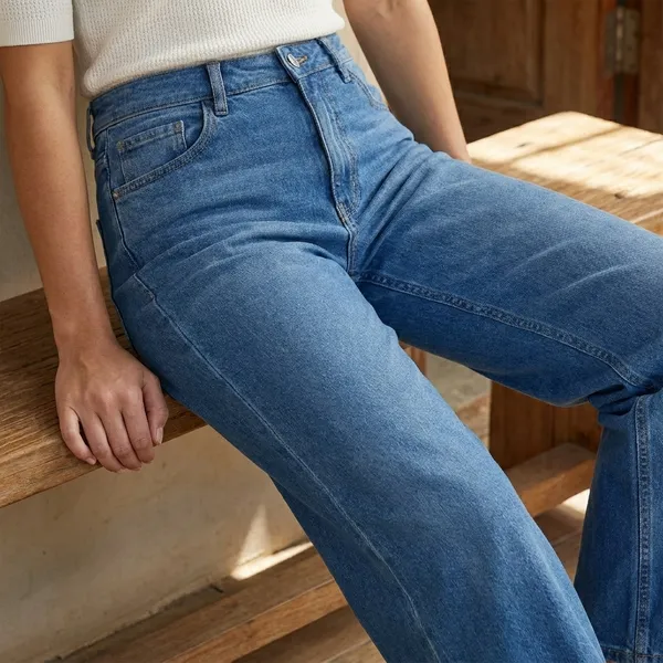 Womens_Wide_Leg_Denim_Jeans_Light_Blue