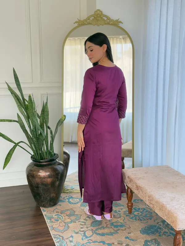 Purple_Kurta_Set_With_Dupatta__Traditional_Ethnic