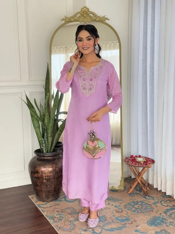Women's_Lavender_Rayon_Embroidered_Straight_Kurta_with_Rayon_Pant_And_Taby_Printed_Dupatta_Sets