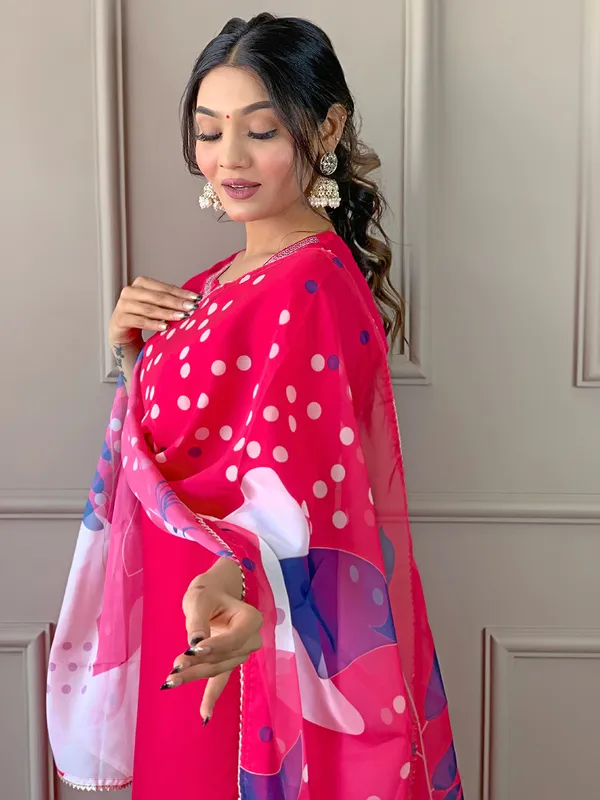 Pink_Embroidered_Kurta_For_Women