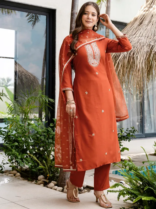 Rust_Dupatta_with_Golden_Border