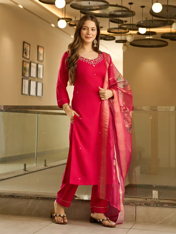Red_Pink_Salwar_Suit_Set_With_Dupatta