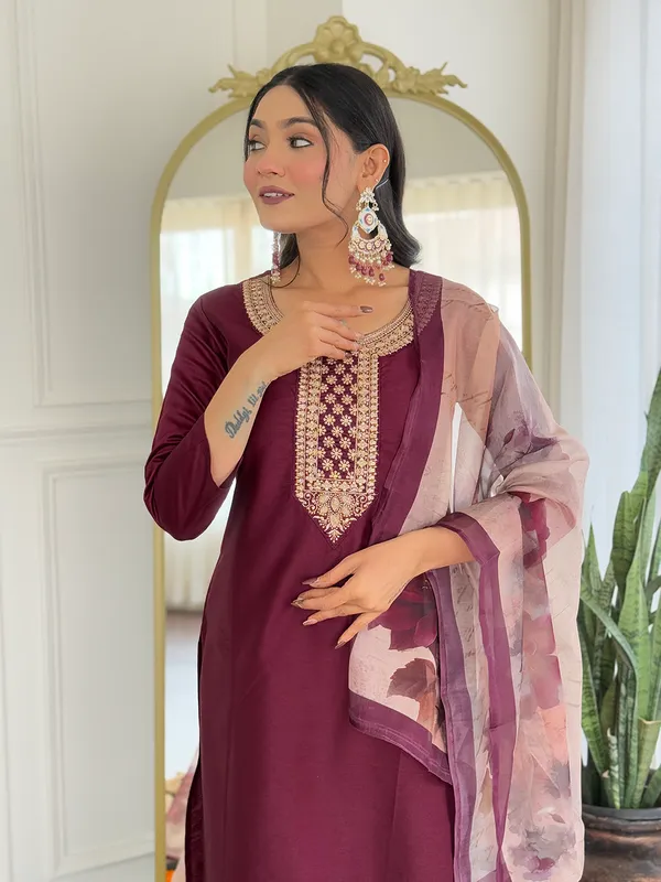 Maroon_Embroidered_Kurta_Set_with_Floral_Dupatta