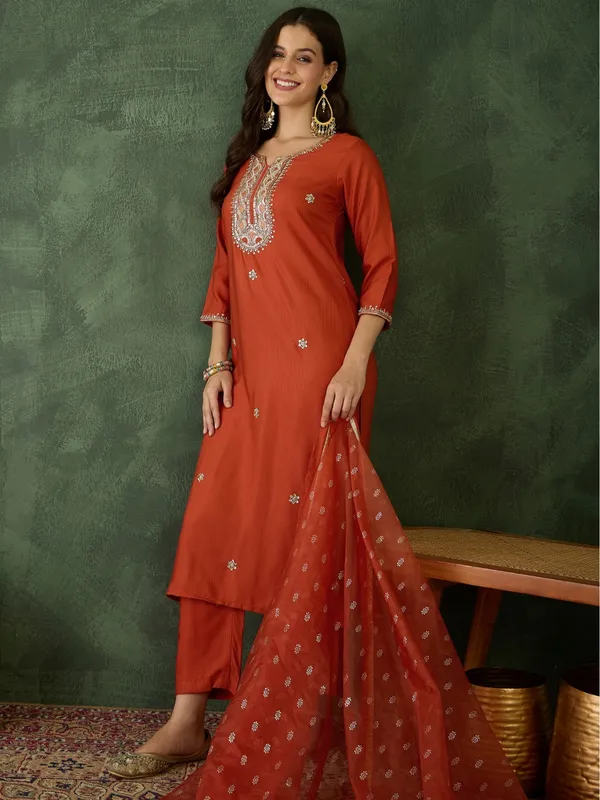 Rust_Dupatta_with_Golden_Border