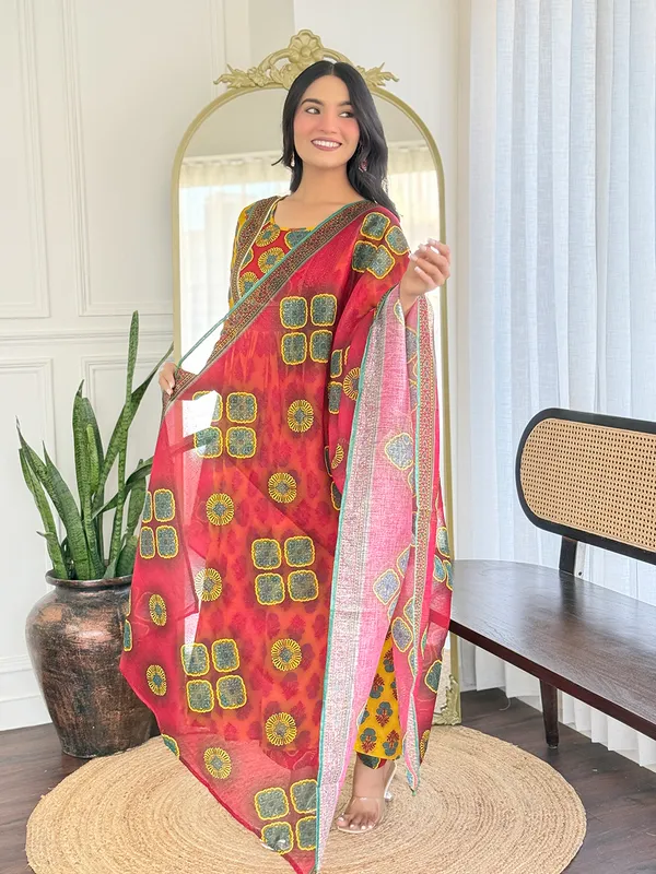 Yellow_Red_Printed_Ethnic_Anarkali_Suit_Set_With