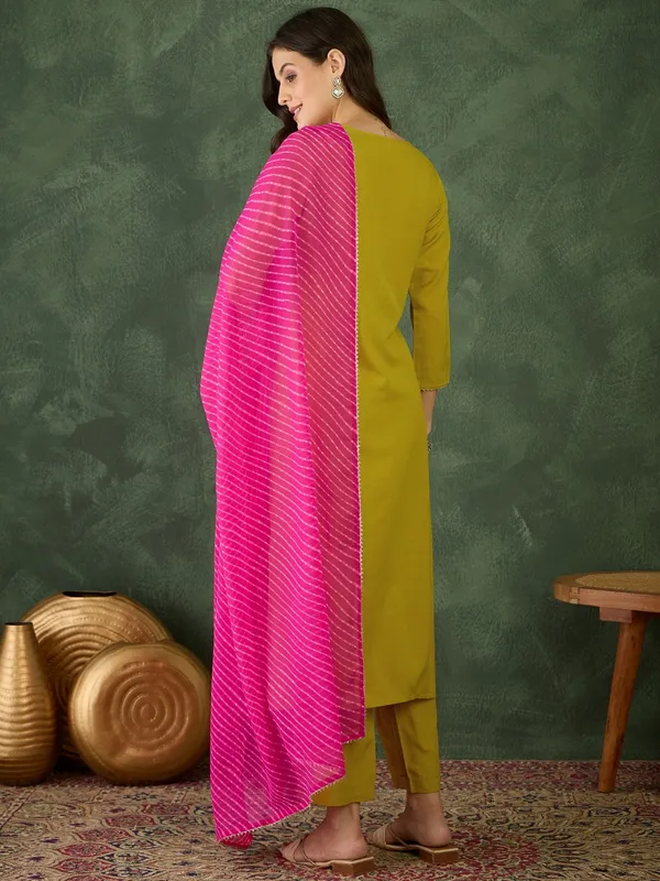 Liril_Suit_Set__Yellow_Kurta_with_Pink
