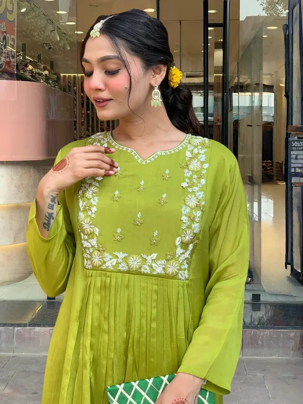 Lemon_Yellow_Embroidered_Anarkali_Suit_Set_With_Dupatta