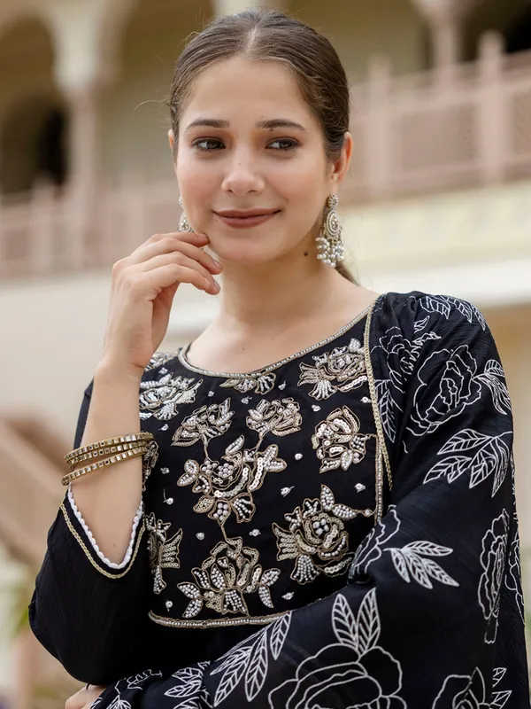 Black_Embroidered_Anarkali_Kurta_With_Pants