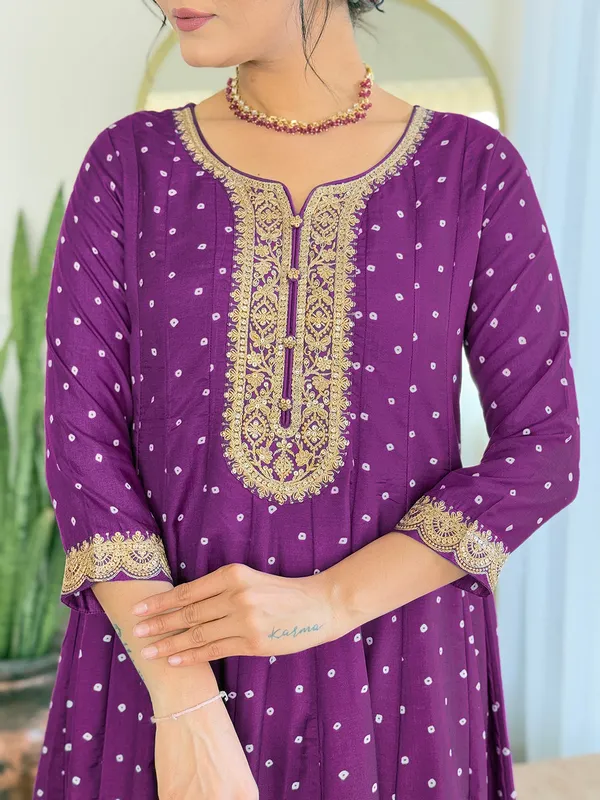 Purple_Floral_Print_Ethnic_Suit_Set_With_Dupatta