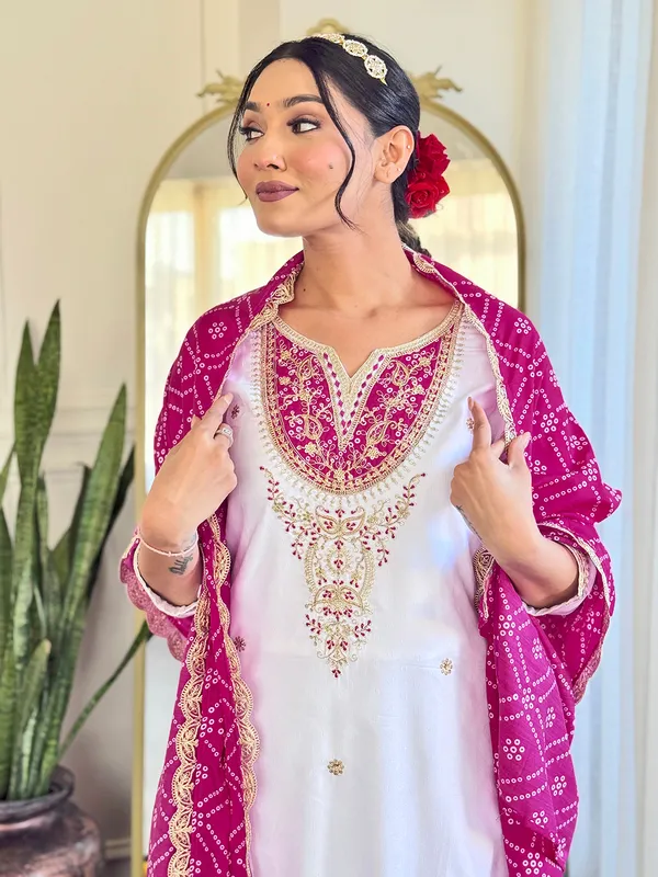 White_Kurta_Set_With_Pink_Bandhani_Dupatta