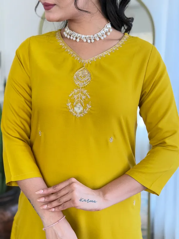 Yellow_Embroidered_Kurta_Set_With_Dupatta_For_Women