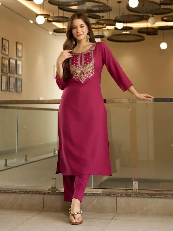 Pink_Salwar_Suit_Set_with_Floral_Dupatta