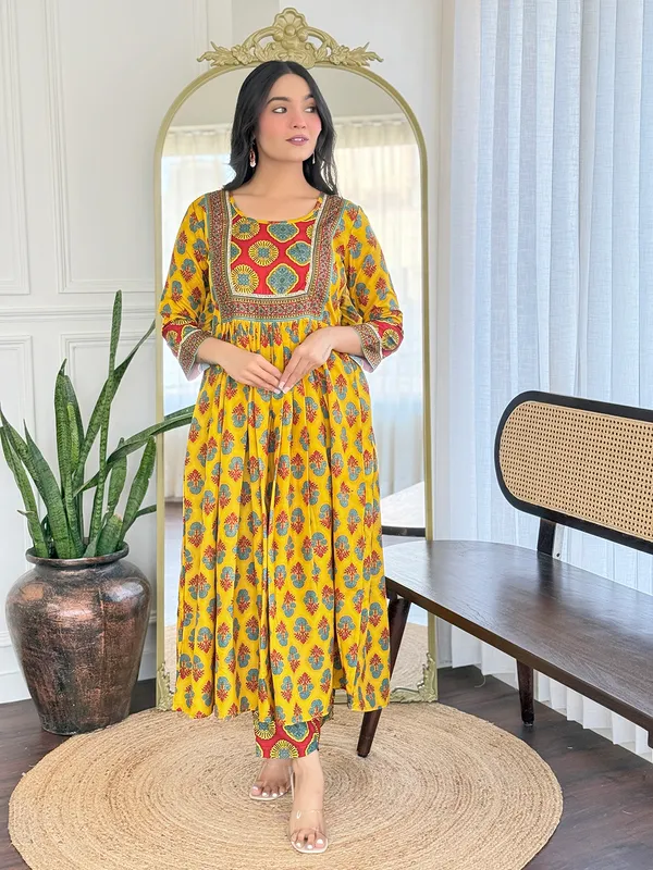 Yellow_Red_Printed_Ethnic_Anarkali_Suit_Set_With