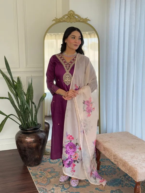 Purple_Kurta_Set_With_Dupatta__Traditional_Ethnic