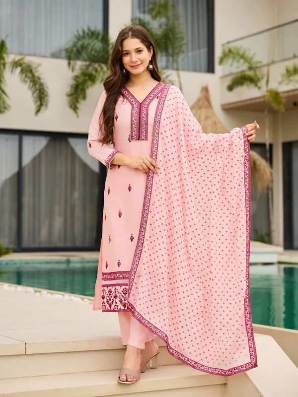 Peach_Kurta_Set_With_Dupatta__3_Piece