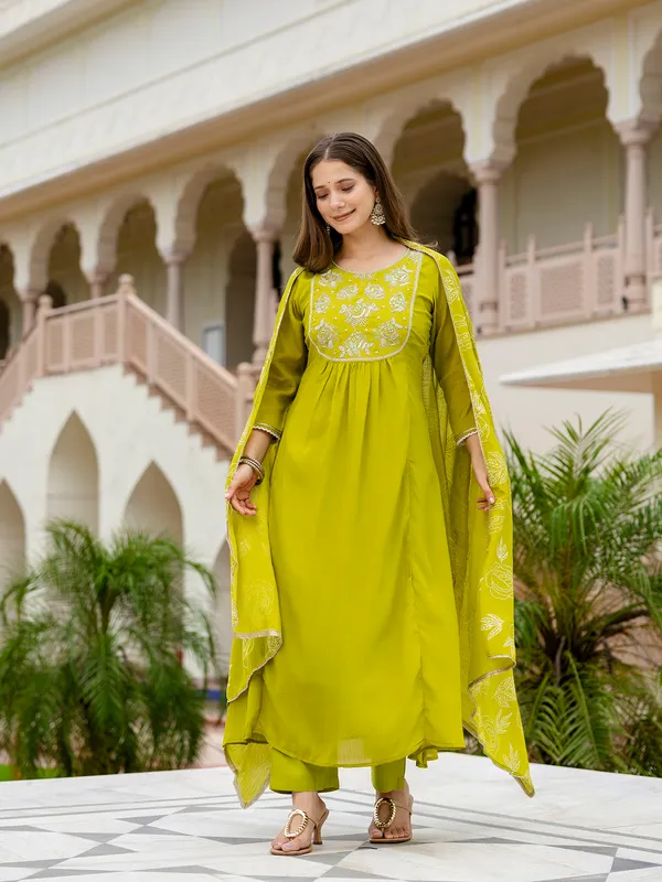 Green_Embroidered_Anarkali_Kurta_With_Pants
