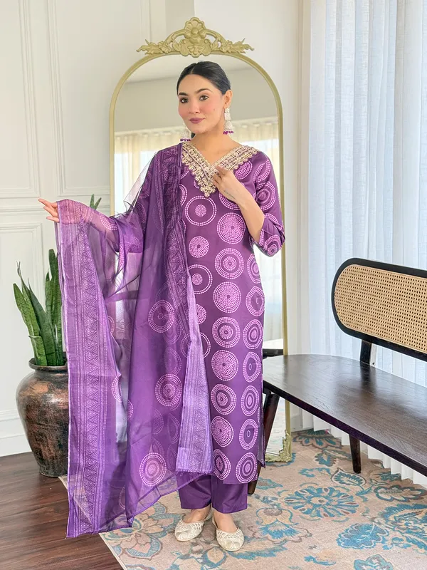 Purple_Print_Cotton_Suit_Set_With_Dupatta