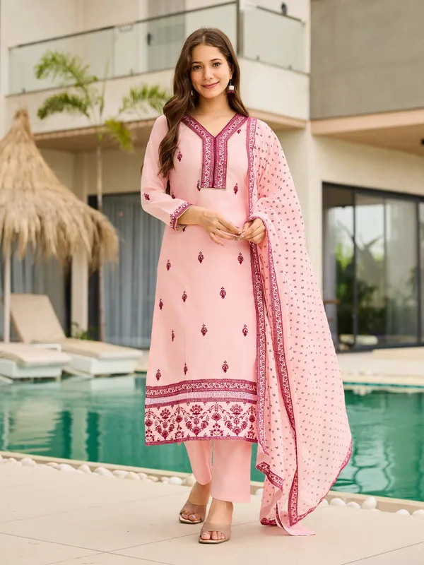 Peach_Kurta_Set_With_Dupatta__3_Piece