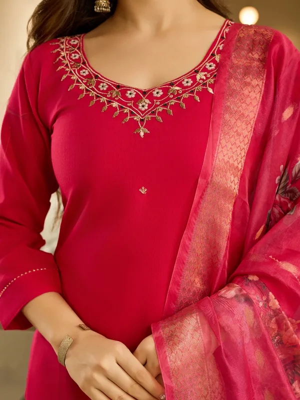 Red_Pink_Salwar_Suit_Set_With_Dupatta