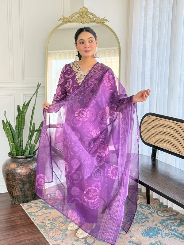 Purple_Print_Cotton_Suit_Set_With_Dupatta
