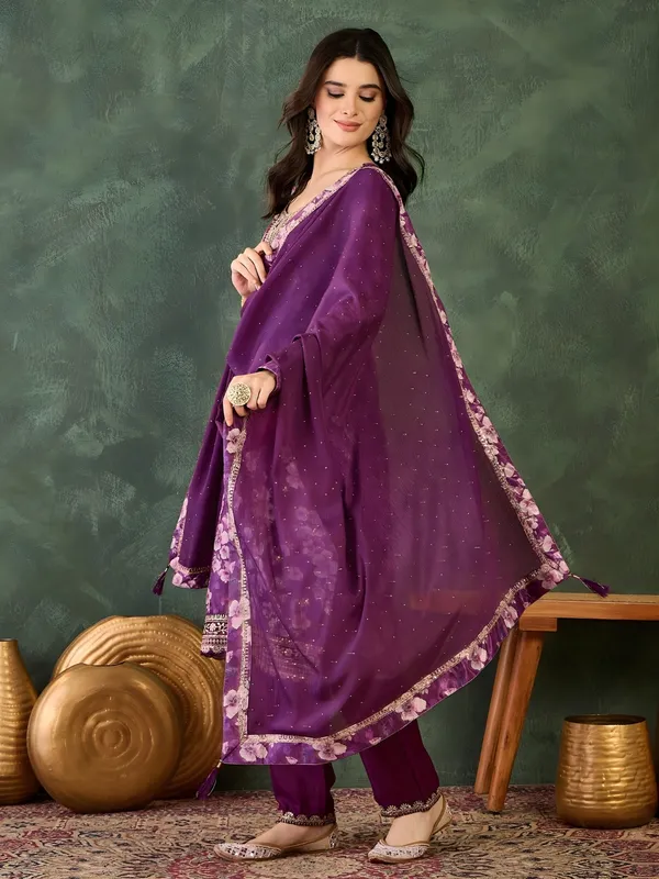 Purple_Ethnic_Kurta_Palazzo_Set_With_Floral_Border