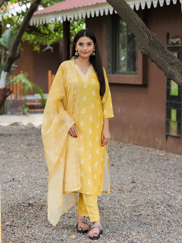 Yellow_Kurta_Set_With_Dupatta__Ethnic_Wear